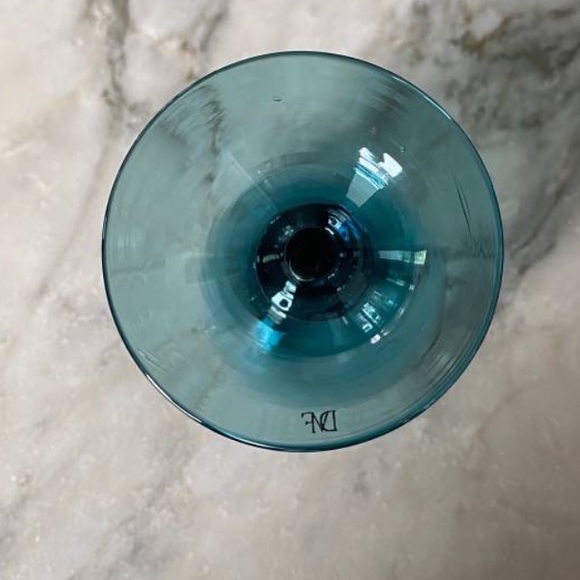 DVF:  Diane von Fürstenberg High Rise Wine Glasses, Set of 7 NEW - Picture 5 of 5